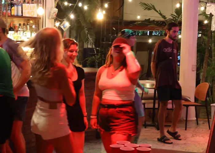 La Redonda Surf SayulitaHostel